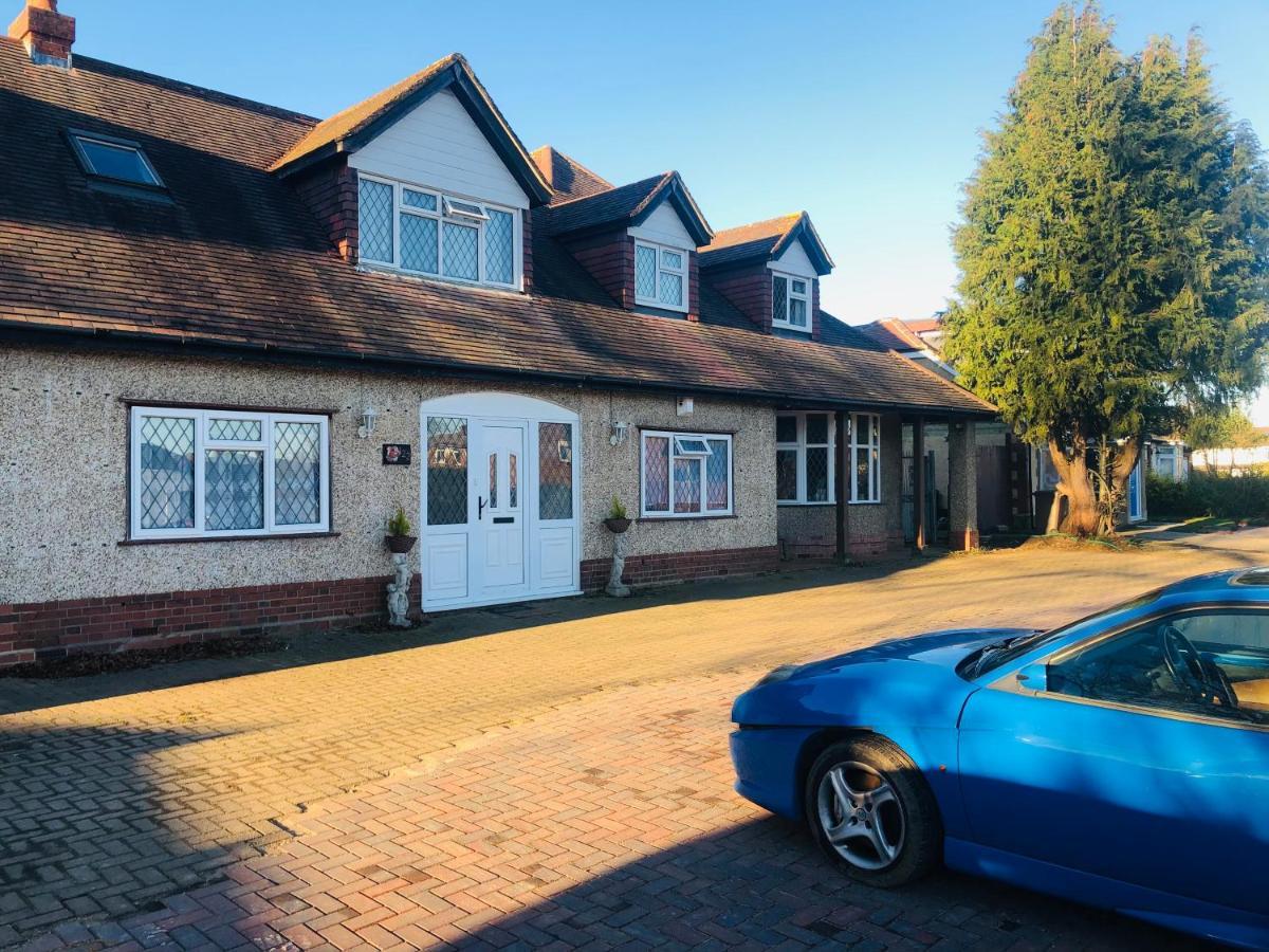 Amazing Quiet Garden House Near London Luton Airport Apartment ภายนอก รูปภาพ